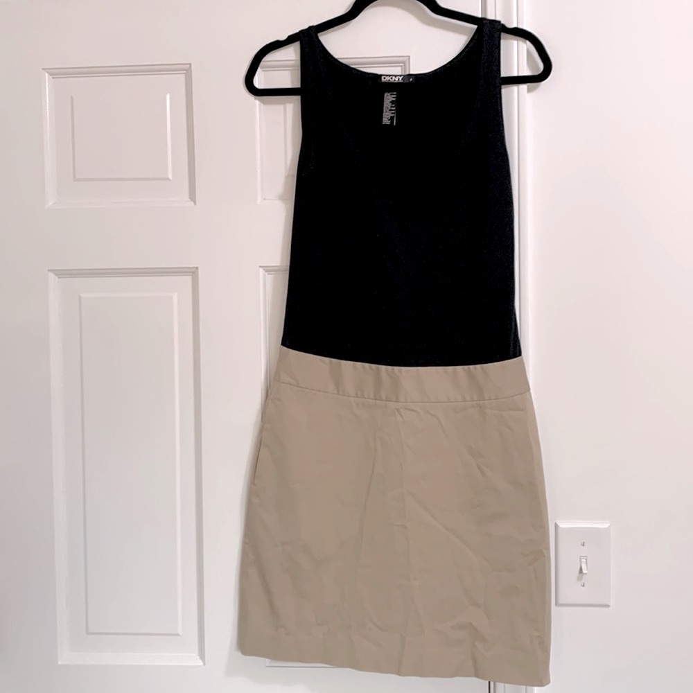 DKNY dress with side zipper size 4